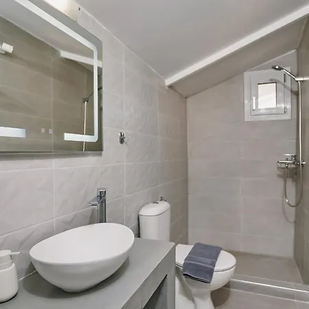 Sofita Sea View Apartment, By Tk Management Apartment Argassi